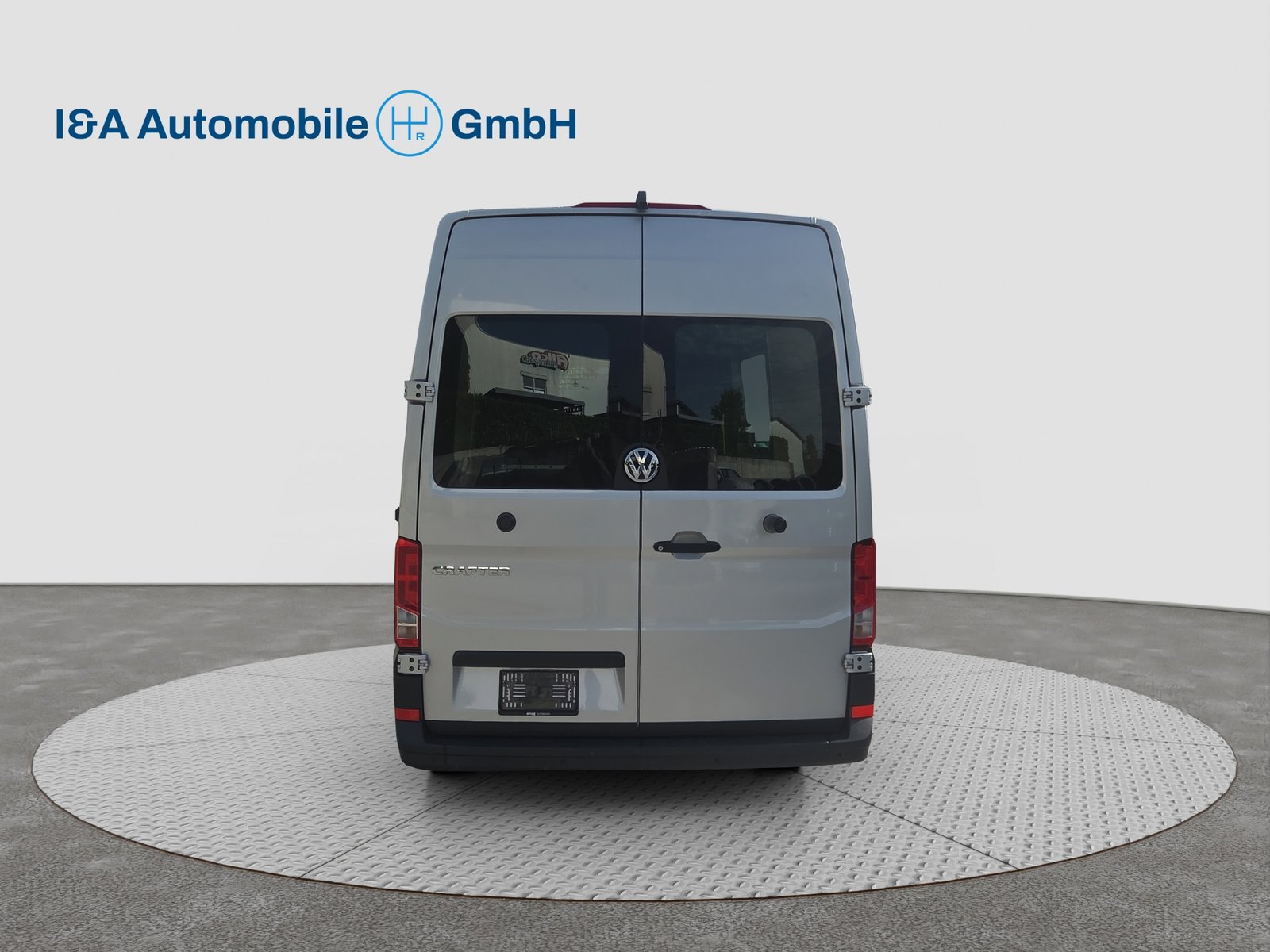 VW Crafter 35 2.0 TDI Entry L3 A, Diesel, Second hand / Used, Automatic - 6