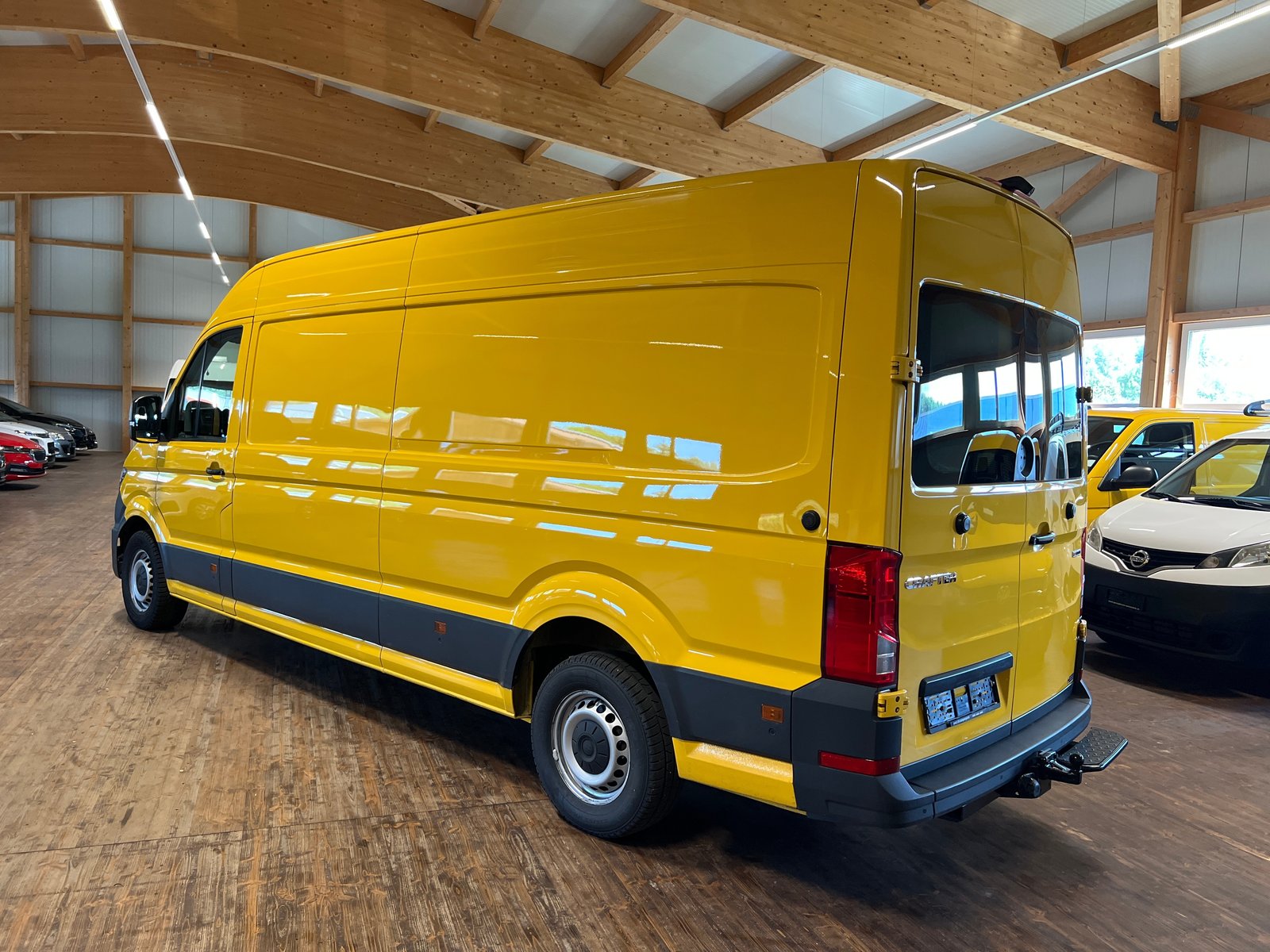 VW Crafter 35 2.0 TDI L4 4Motion, Diesel, Second hand / Used, Manual - 7
