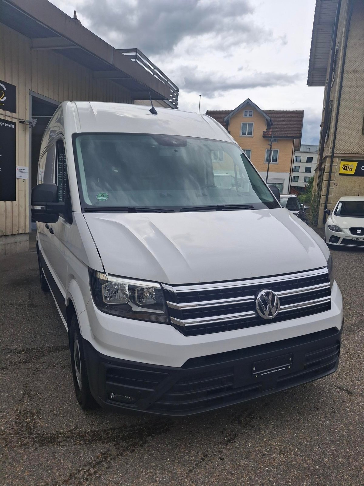 VW Crafter 35 2.0 BiTDI Entry L3, Diesel, Second hand / Used, Manual - 2