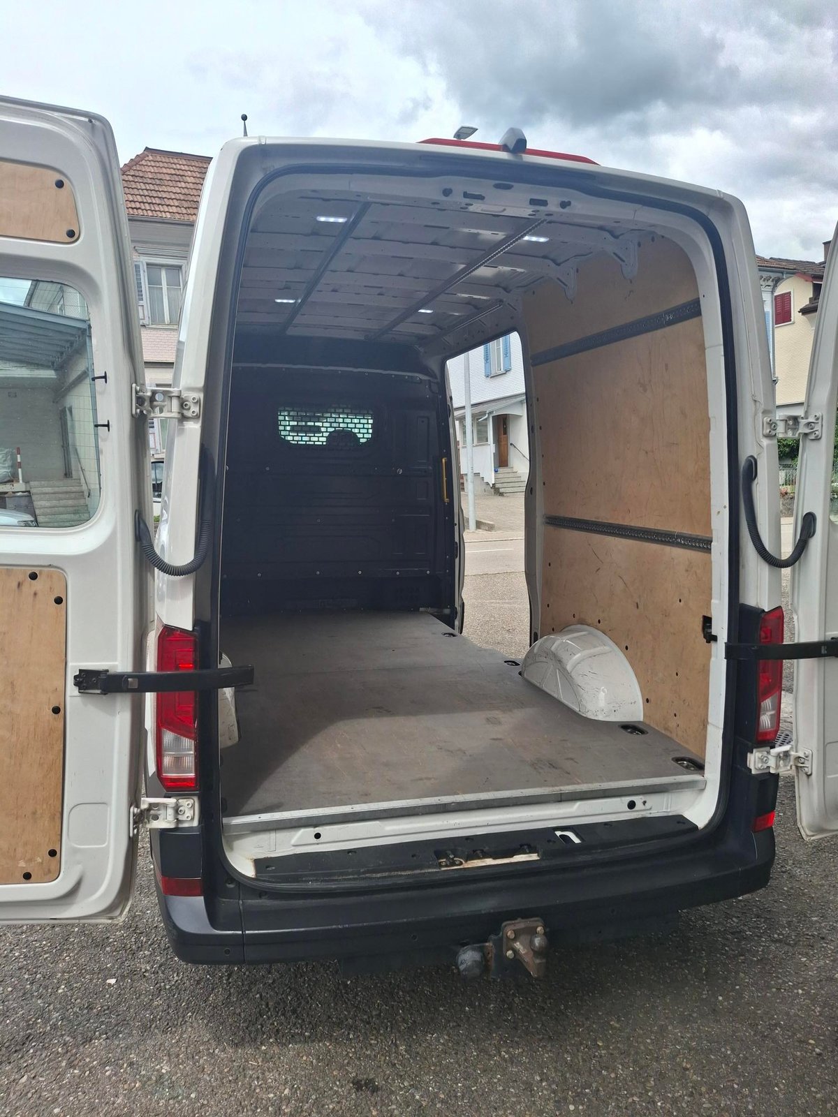 VW Crafter 35 2.0 BiTDI Entry L3, Diesel, Second hand / Used, Manual - 5