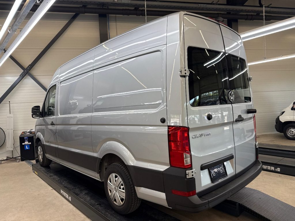 VW CRAFTER 2.0 TDI 140 Entry, Diesel, Occasion / Gebraucht, Automatik - 2