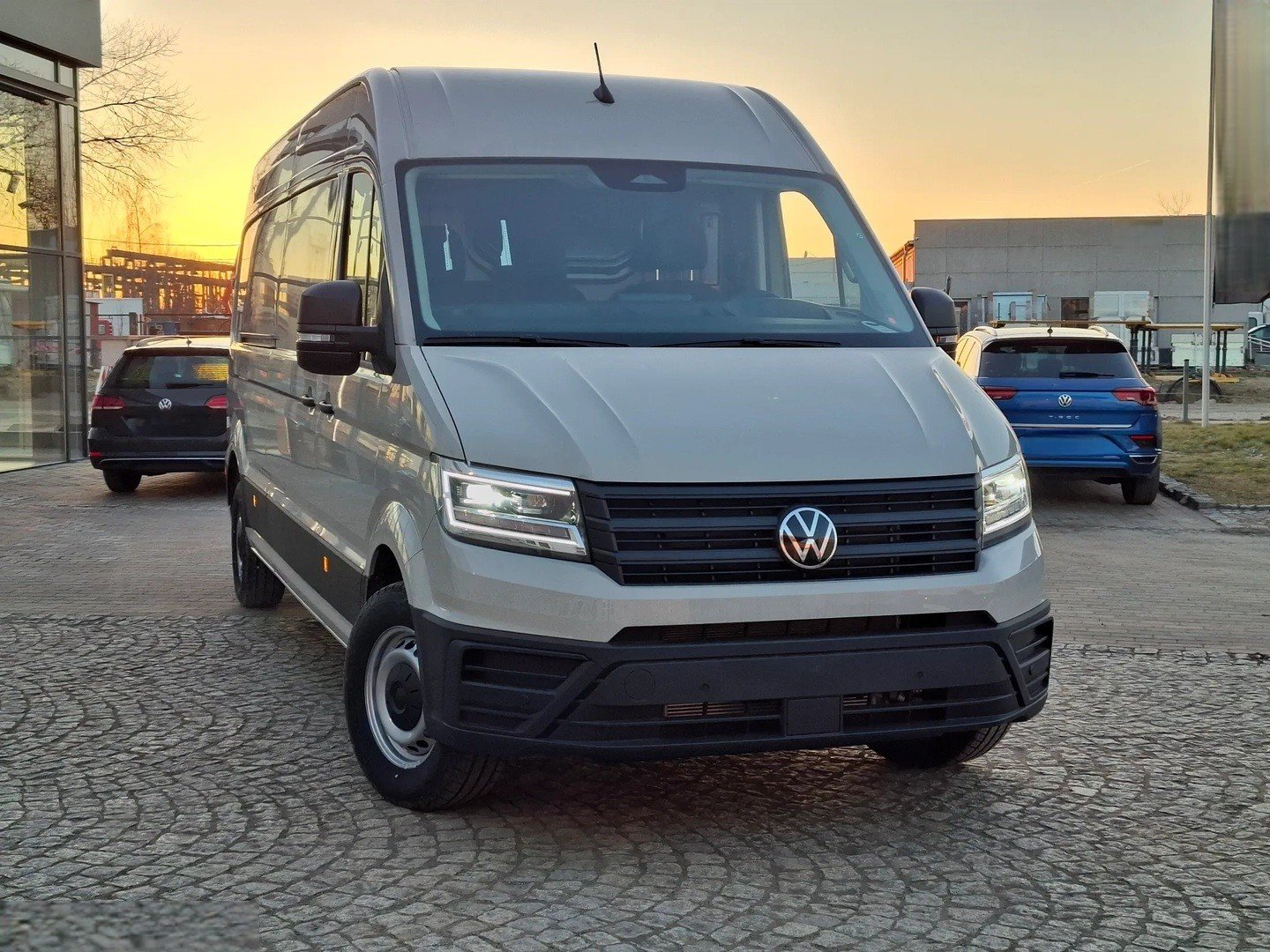 VW Crafter 35 2.0 BiTDI Entry L4 A 4Motion, Diesel, New car, Automatic - 2