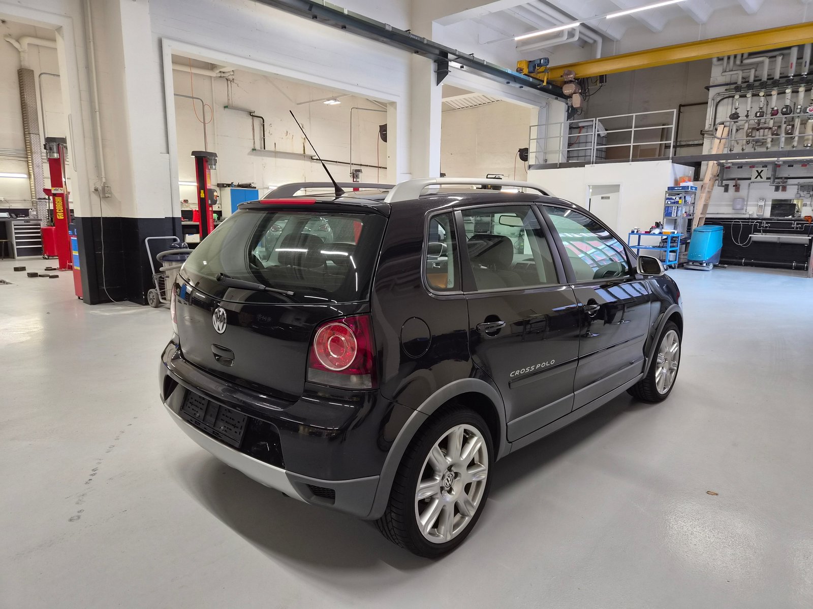 VW CrossPolo 1.6 16V, Petrol, Second hand / Used, Manual - 6