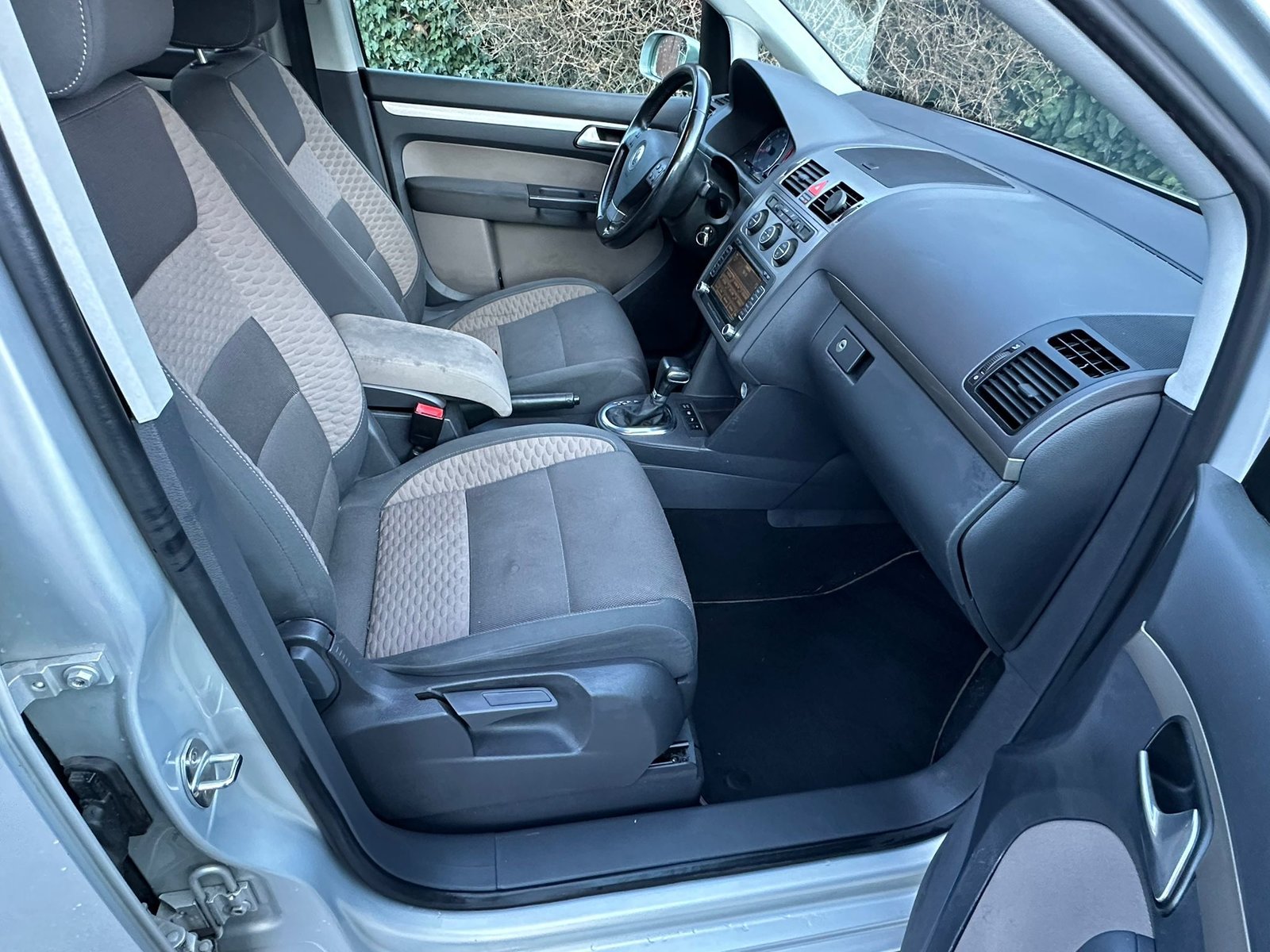 VW CrossTouran 1.4 TSI DSG, Benzin, Occasion / Gebraucht, Automatik - 6