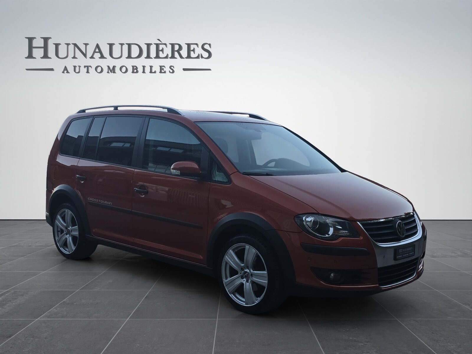VW CrossTouran 1.4 TSI, Benzin, Occasion / Gebraucht, Handschaltung - 2