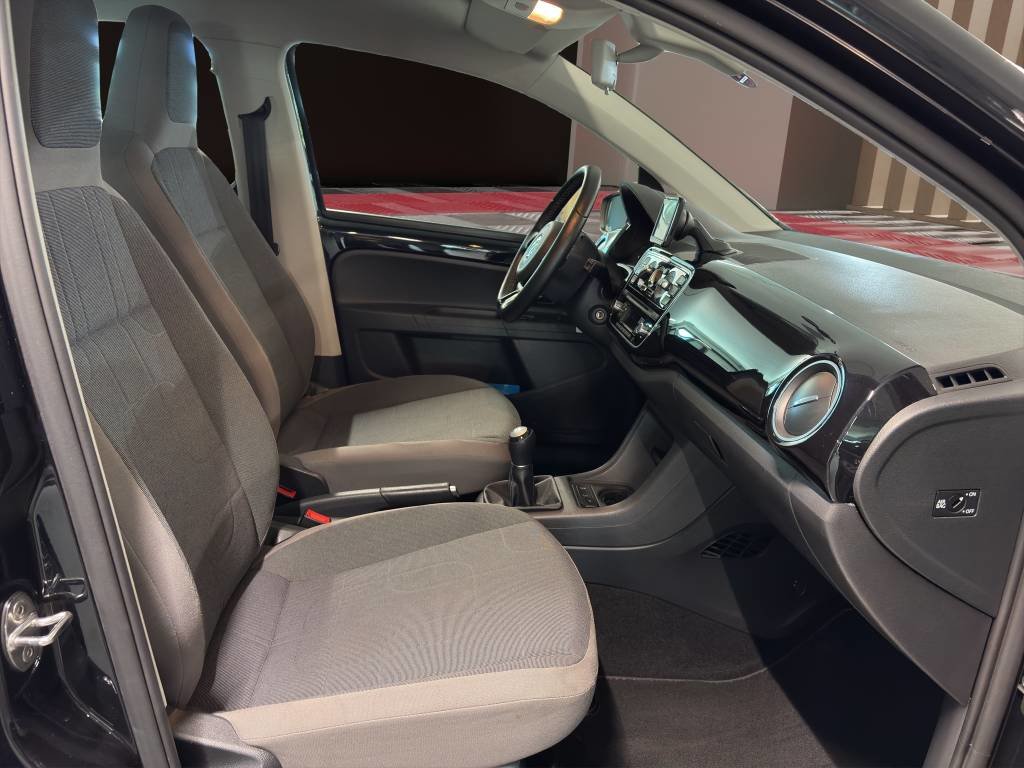 VW CrossUp 1.0, Essence, Occasion / Utilisé, Manuelle - 7