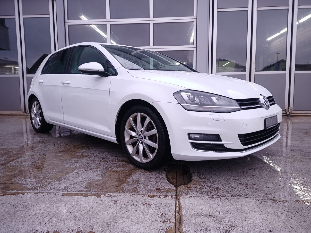 VW Golf VII 2.0 TDI Highline 4m