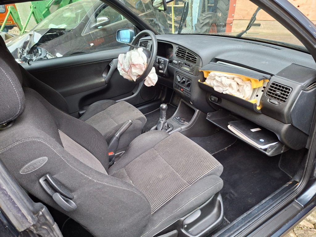 VW GOLF CABRIOLET 2.0 Highline, Benzina, Occasioni / Usate, Manuale - 7