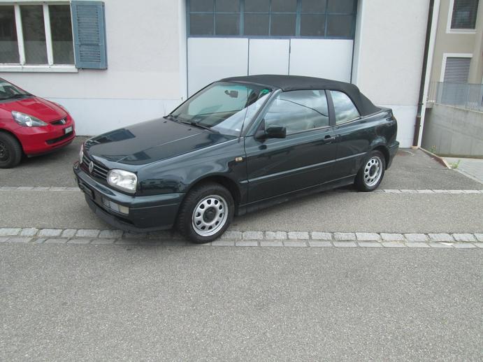 VW Golf Cabriolet 2000 Swiss Classic, Petrol, Second hand / Used, Manual