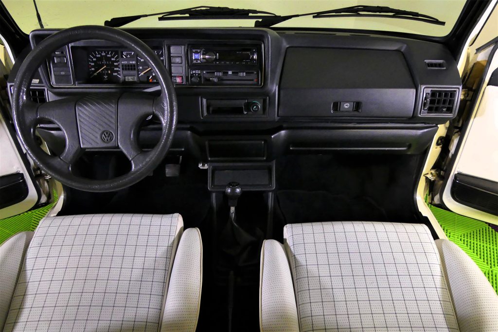 VW GOLF CABRIOLET 1800 GL Quartett/Special/White, Benzin, Occasion / Gebraucht, Handschaltung - 6