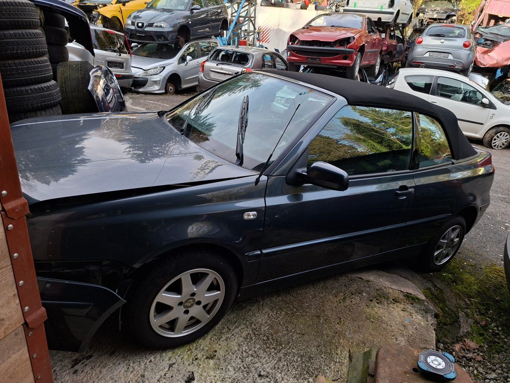 VW GOLF CABRIOLET 2.0 Highline, Benzina, Occasioni / Usate, Manuale - 2