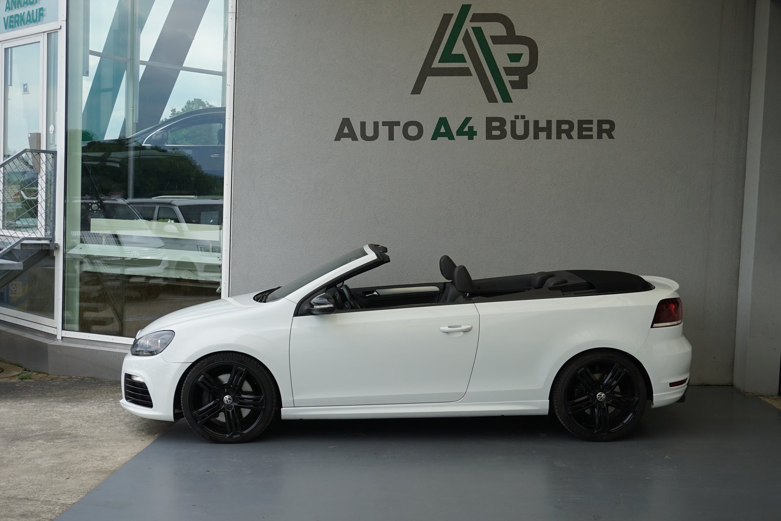 VW Golf 2.0 TSI R Cabriolet Automat 265PS, Petrol, Second hand / Used, Automatic - 2