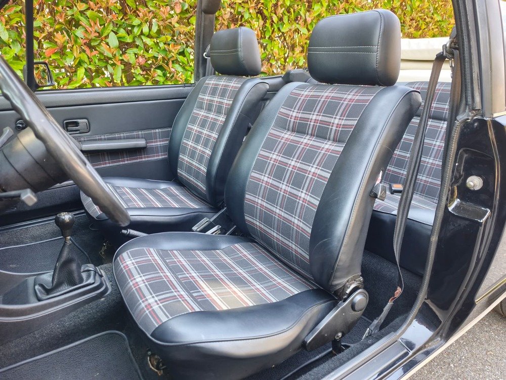 VW Golf 1, Petrol, Classic, Manual - 6