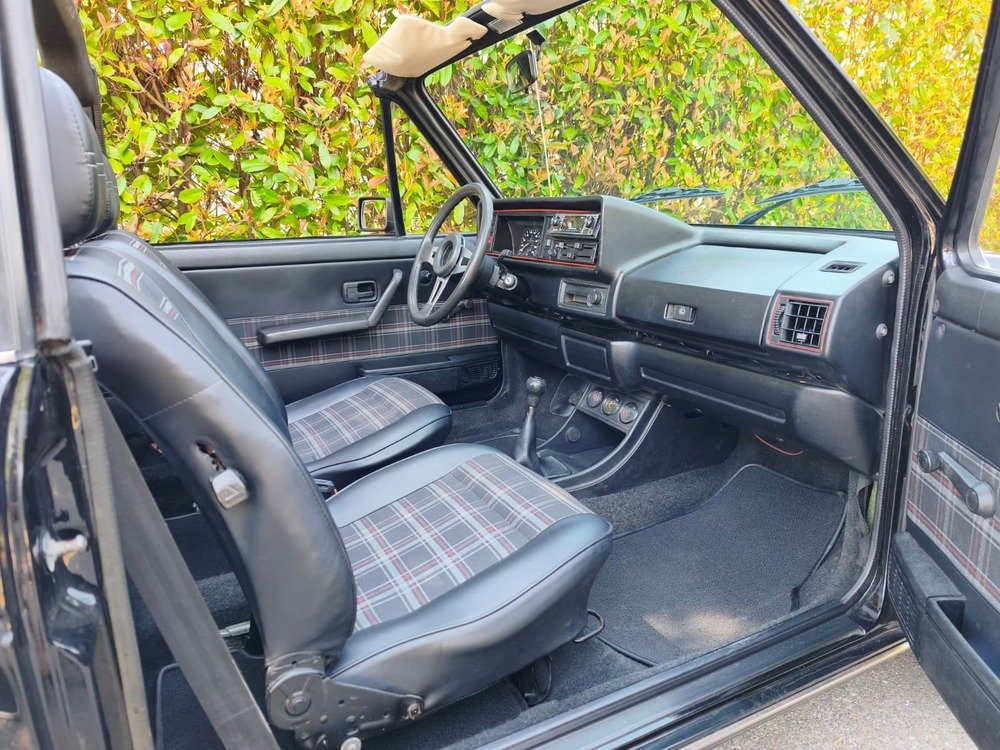 VW Golf 1, Petrol, Classic, Manual - 7
