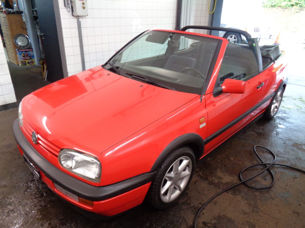 VW GOLF 2.0 Avantgarde, Essence, Voiture de collection, Manuelle - 3