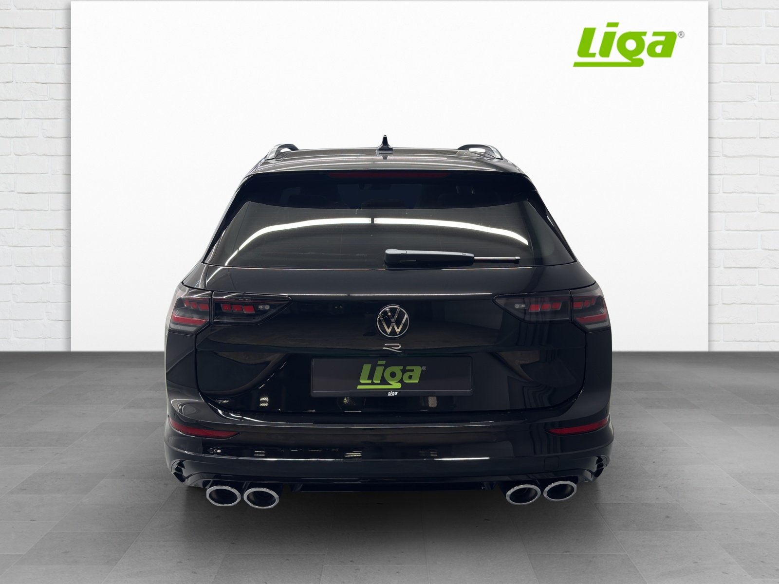 VW Golf VIII Variant 2.0 TSI R DSG 4motion, Petrol, New car, Automatic - 5
