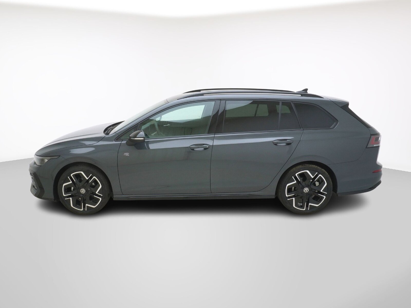 VW Golf VIII Variant 1.5 eTSI R-Line DSG, Mild-Hybrid Benzin/Elektro, Neuwagen, Automatik - 2