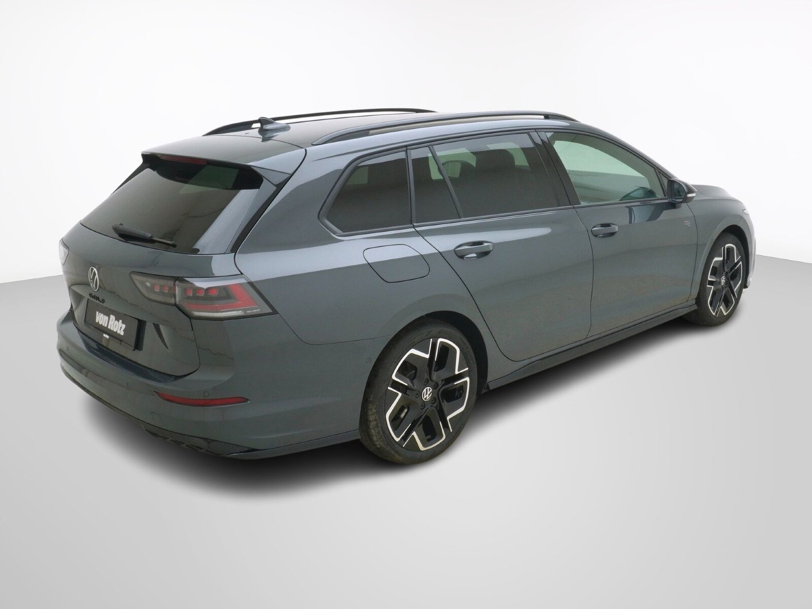 VW Golf VIII Variant 1.5 eTSI R-Line DSG, Mild-Hybrid Benzin/Elektro, Neuwagen, Automatik - 5