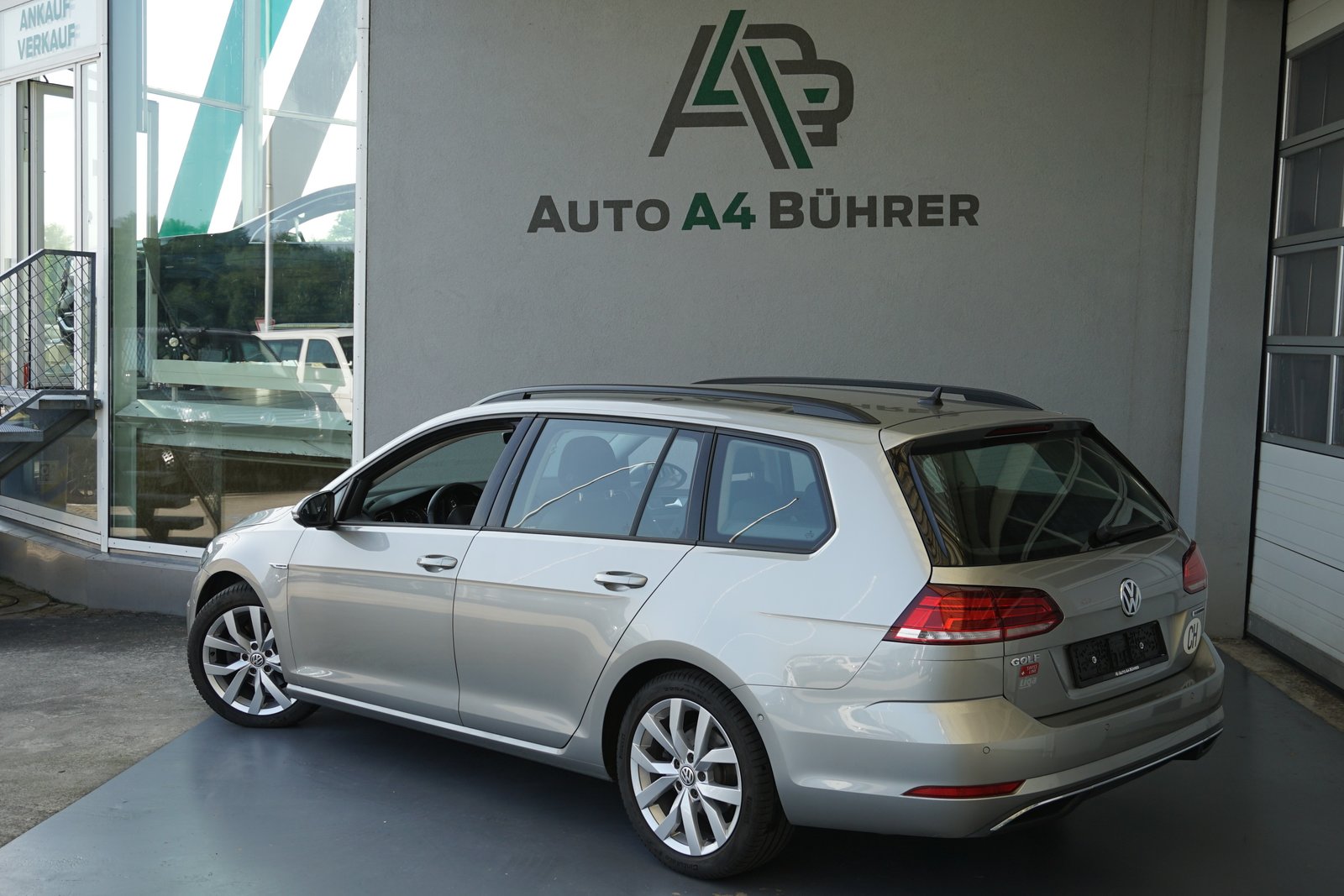 VW Golf 1.5 TSI EVO Comfort Variant 130PS DSG-Automat, Benzin, Occasion / Gebraucht, Automatik - 6