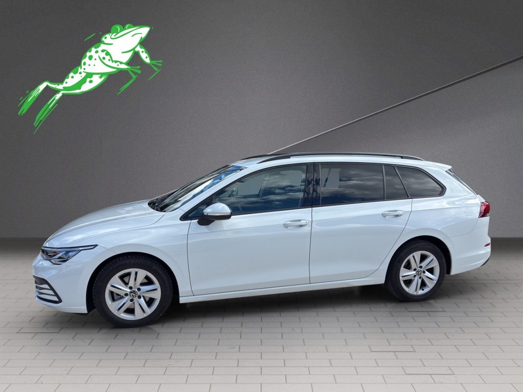 VW Golf VIII Variant 1.0 eTSI Life DSG, Mild-Hybrid Petrol/Electric, Second hand / Used, Automatic - 3