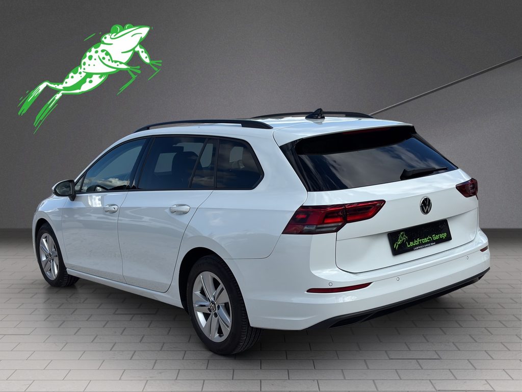 VW Golf VIII Variant 1.0 eTSI Life DSG, Mild-Hybrid Petrol/Electric, Second hand / Used, Automatic - 4