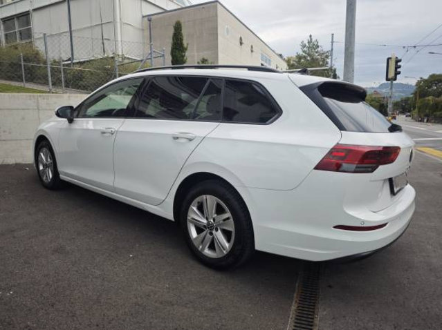 VW Golf VIII Variant 1.0 eTSI Life DSG, Essence, Occasion / Utilisé, Automatique - 2