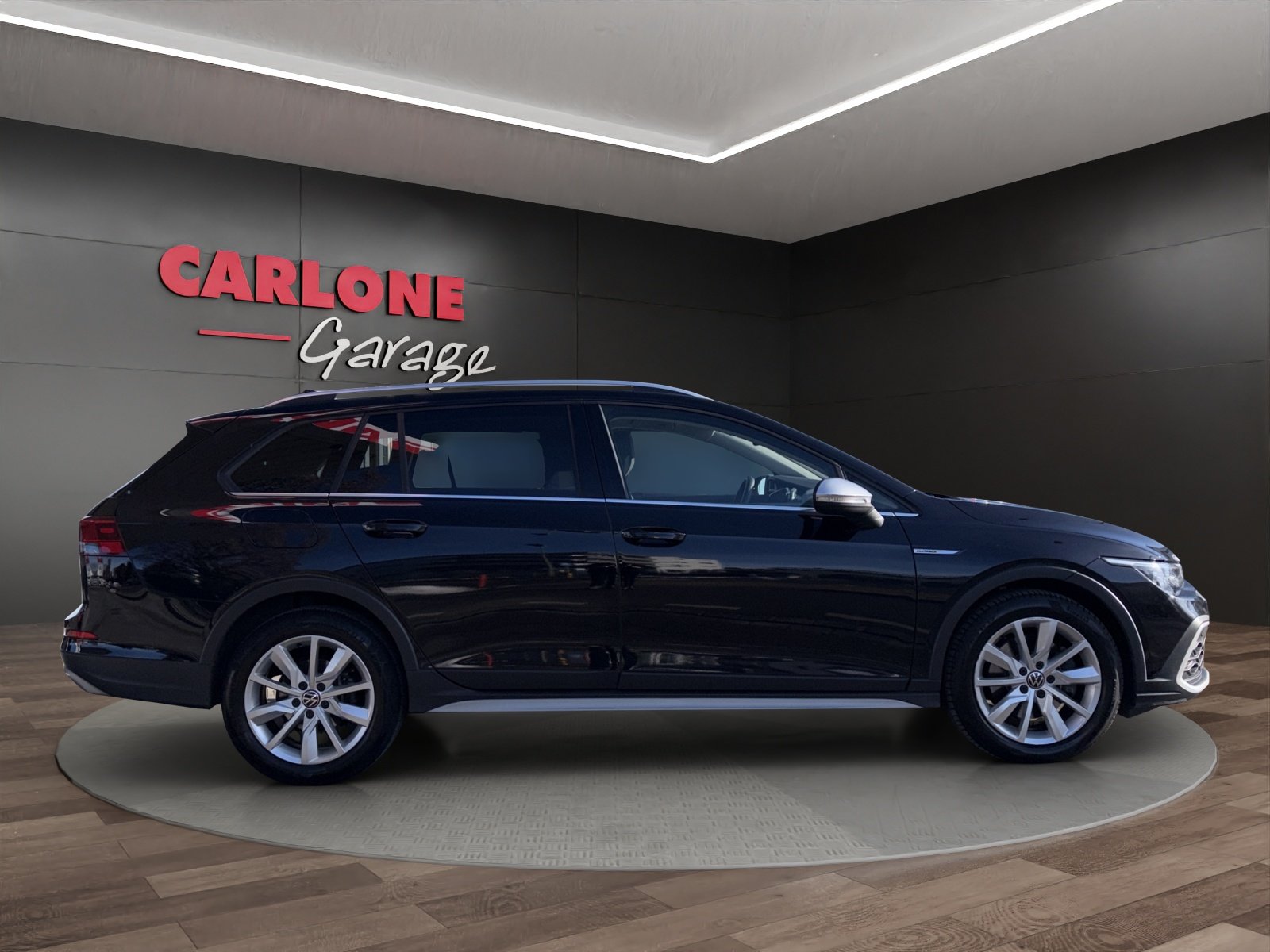VW Golf VIII Variant 2.0 TDI Alltrack DSG 4motion, Diesel, Occasion / Gebraucht, Automatik - 3