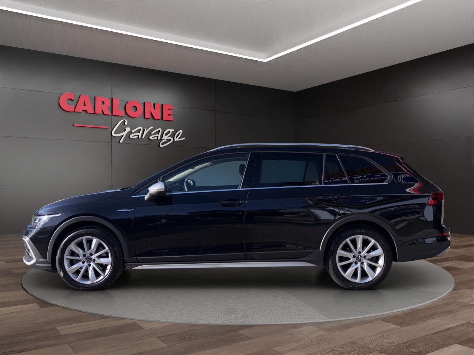 VW Golf VIII Variant 2.0 TDI Alltrack DSG 4motion, Diesel, Occasion / Gebraucht, Automatik - 7