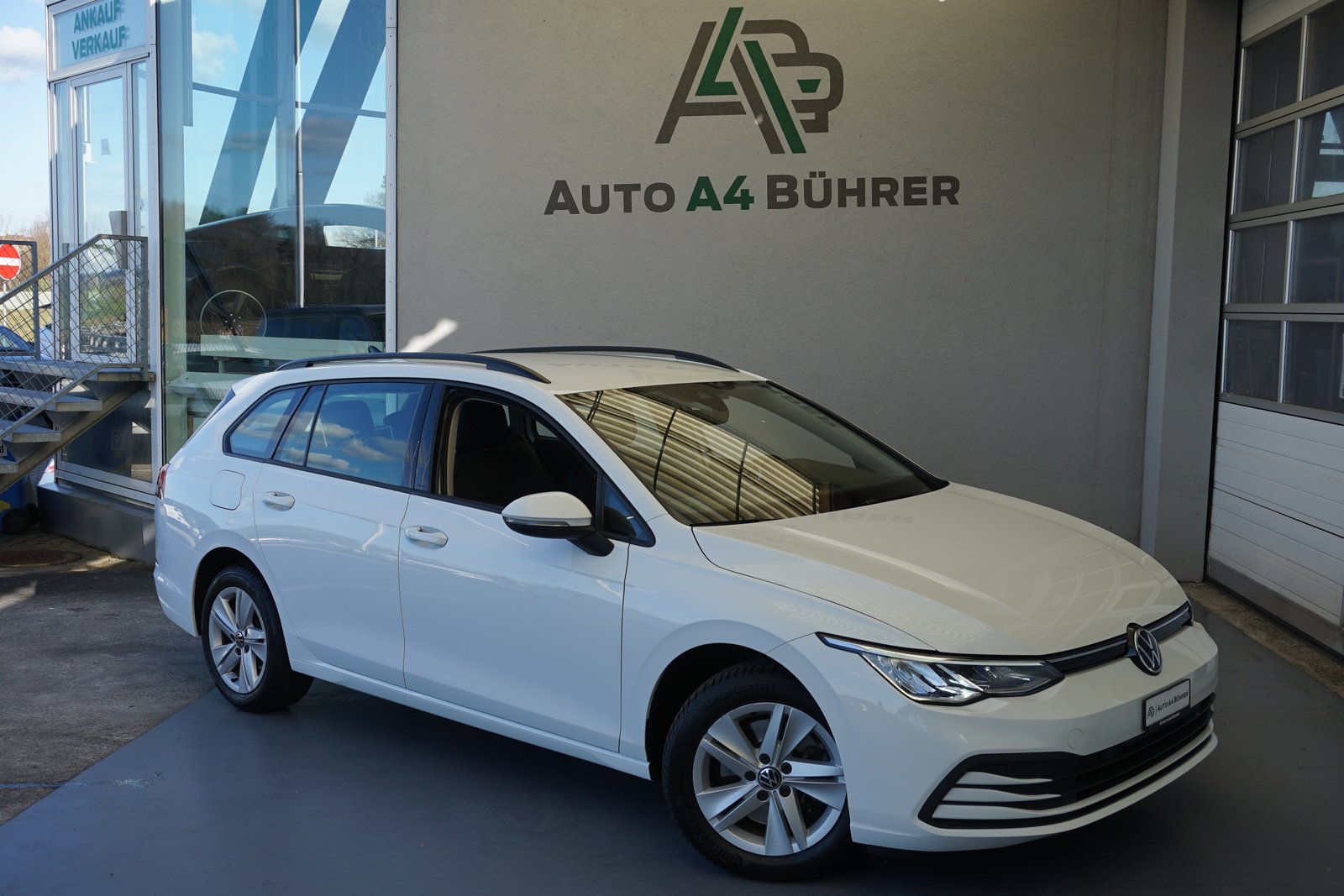VW Golf 8 Variant 2.0 TDI Life DSG-Automat aus erster Hand+C, Diesel, Occasion / Utilisé, Automatique - 2