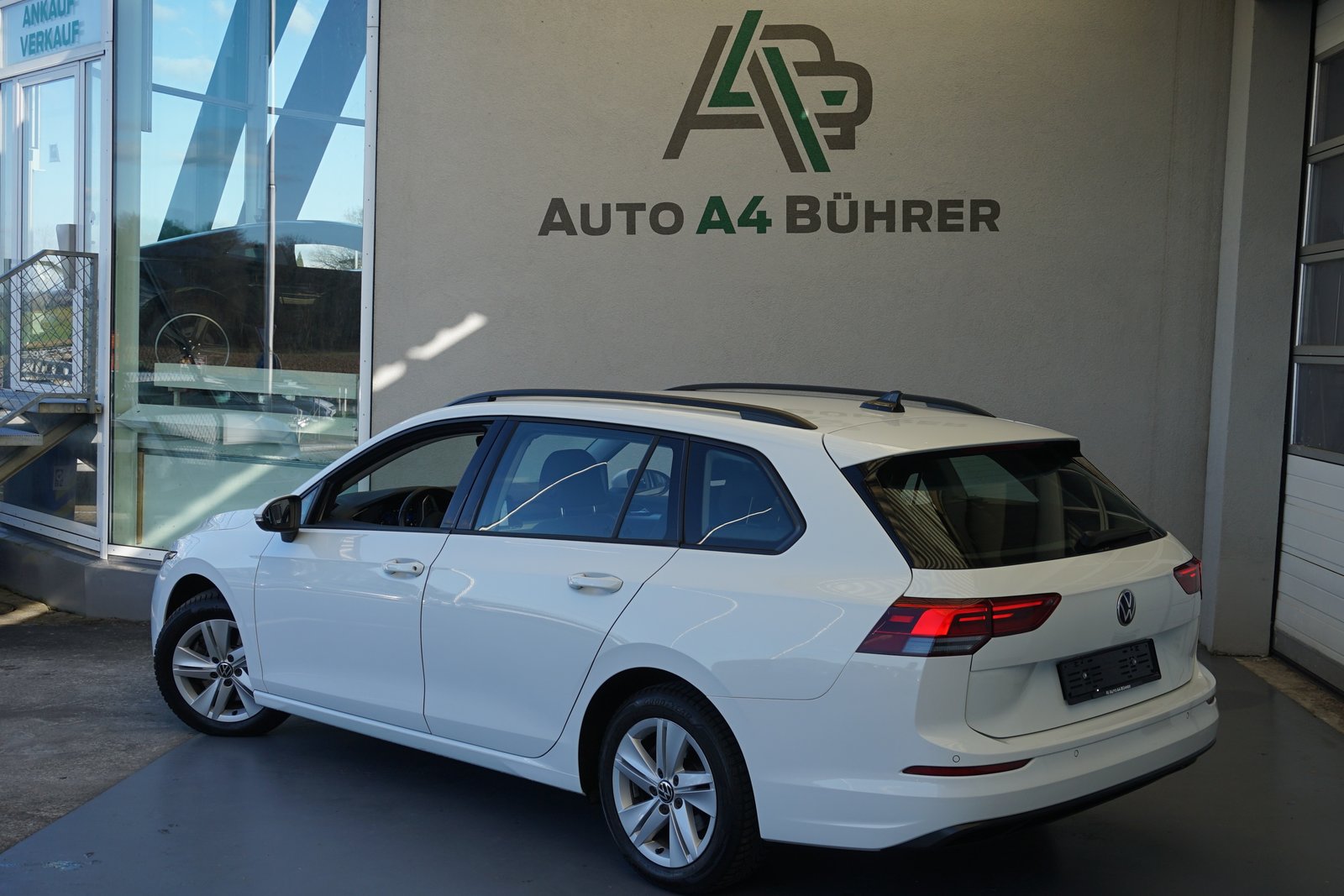 VW Golf 8 Variant 2.0 TDI Life DSG-Automat aus erster Hand+C, Diesel, Occasion / Utilisé, Automatique - 6