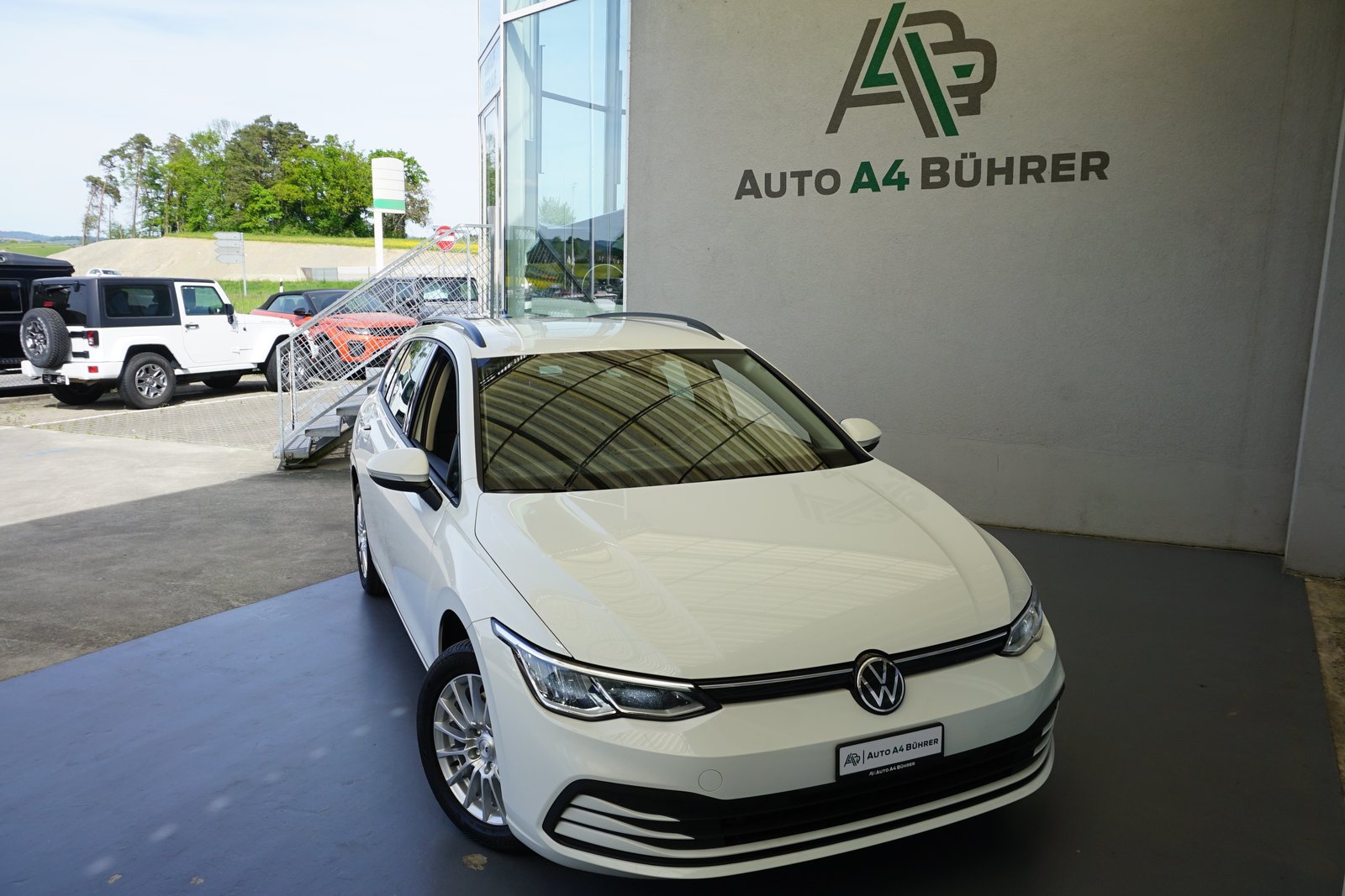 VW Golf 8 Variant 2.0 TDI Life DSG-Automat mit Abstandsregel, Diesel, Occasion / Gebraucht, Automatik - 3