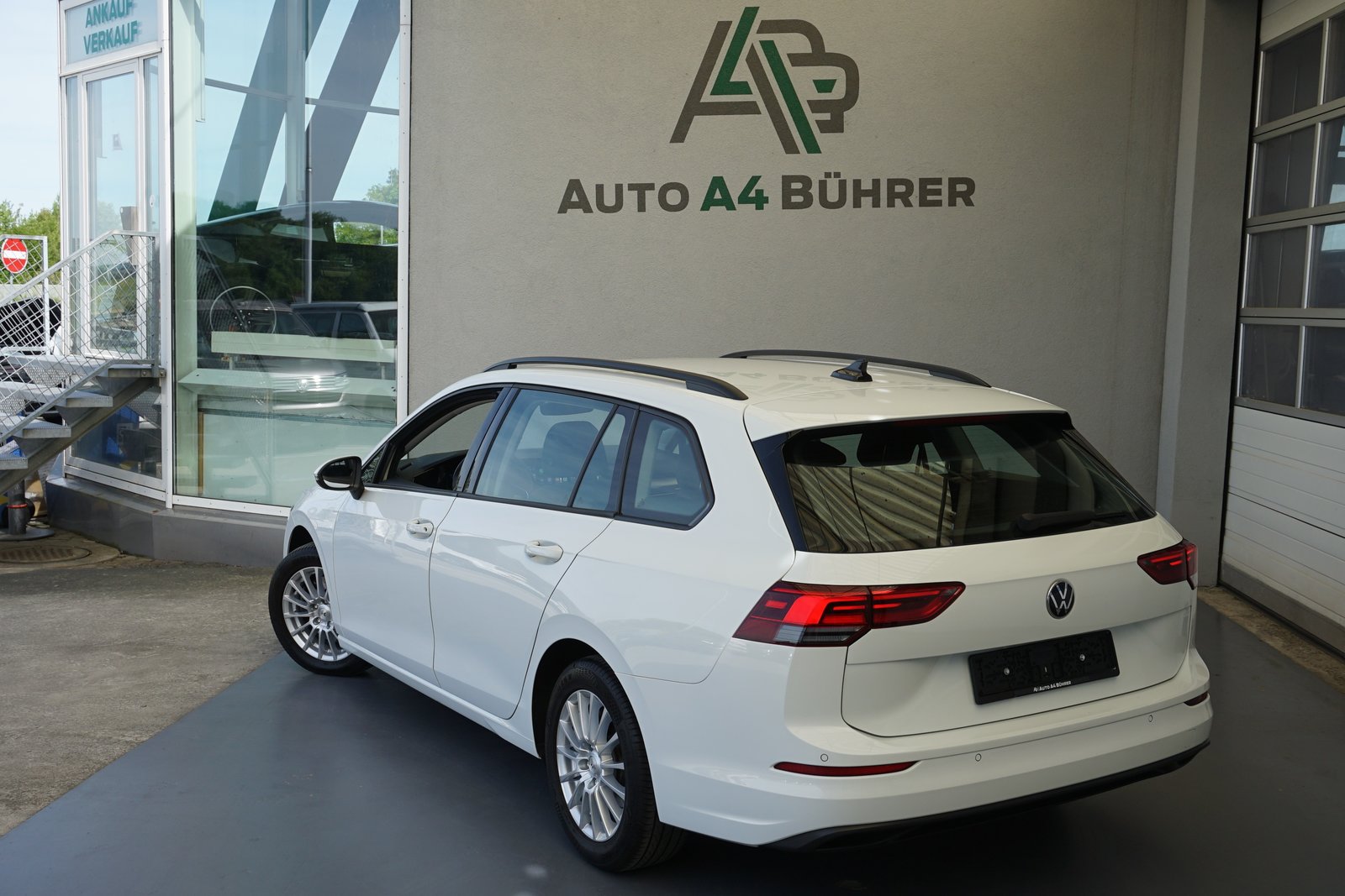 VW Golf 8 Variant 2.0 TDI Life DSG-Automat mit Abstandsregel, Diesel, Occasion / Gebraucht, Automatik - 6