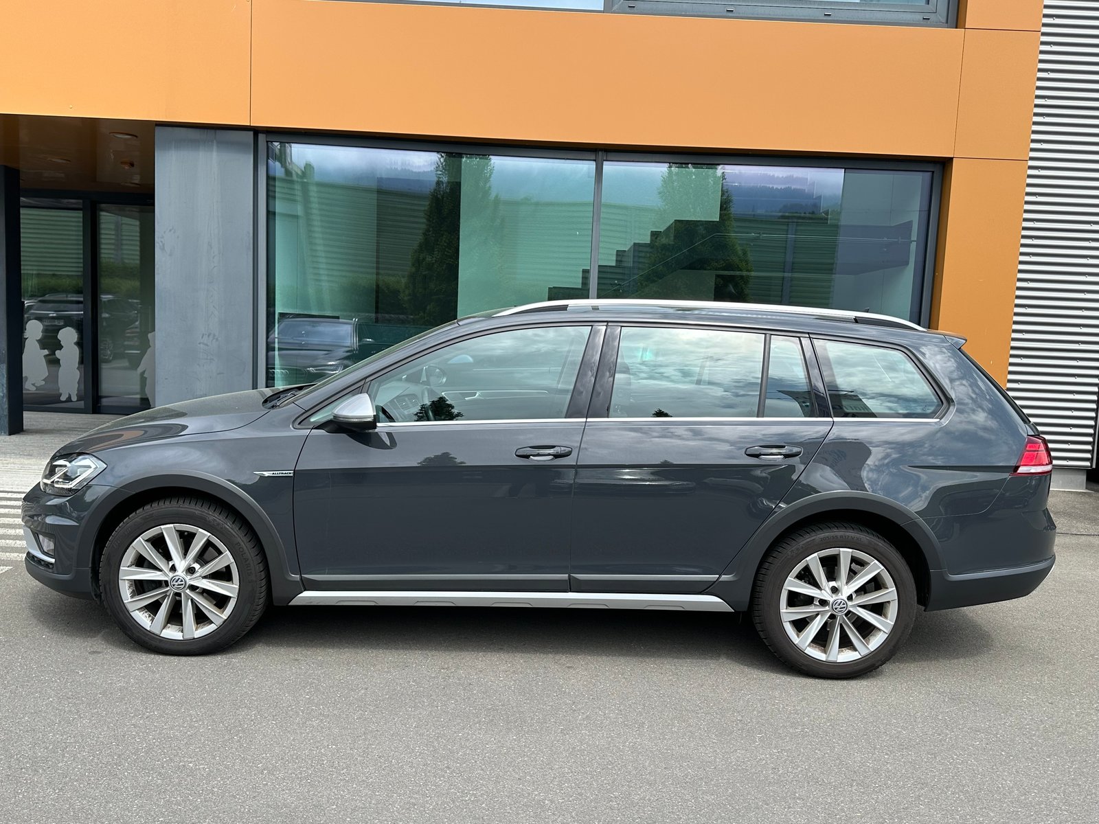 VW Golf VII Alltrack 2.0 TDI 184 DSG 4motion, Diesel, Occasion / Gebraucht, Automatik - 3