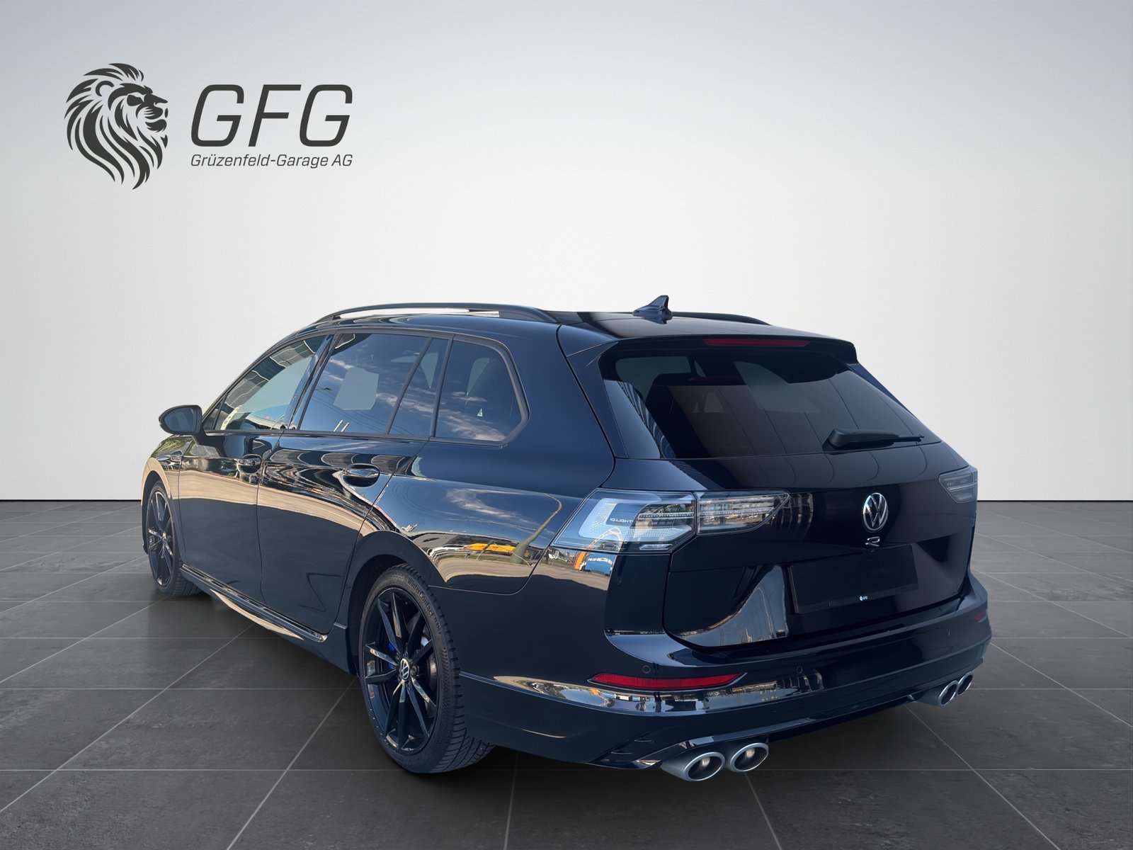 VW Golf VIII Variant 2.0 TSI R DSG 4motion, Essence, Occasion / Utilisé, Automatique - 4