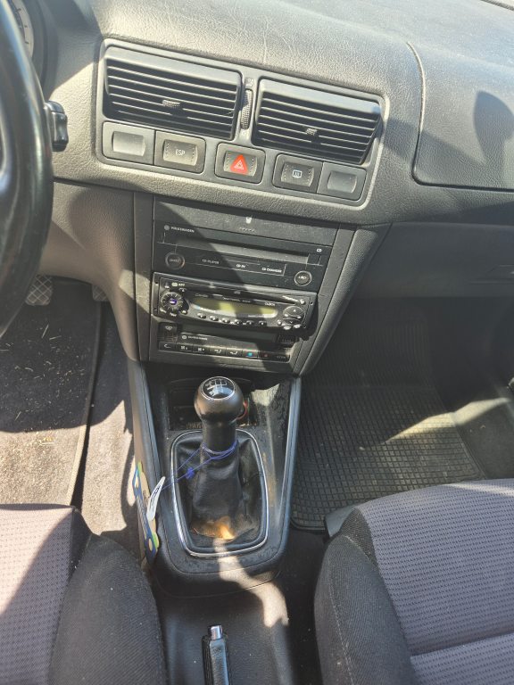VW GOLF 2.0 Comfortline, Petrol, Second hand / Used, Manual - 7