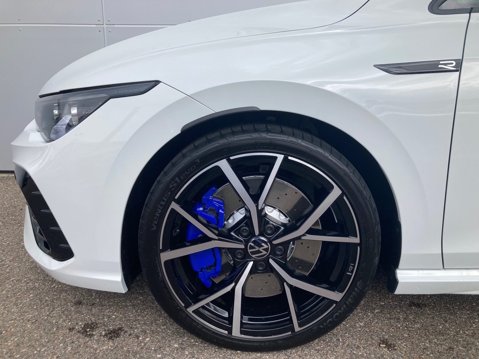 VW Golf R Variant, Petrol, Second hand / Used, Automatic - 7