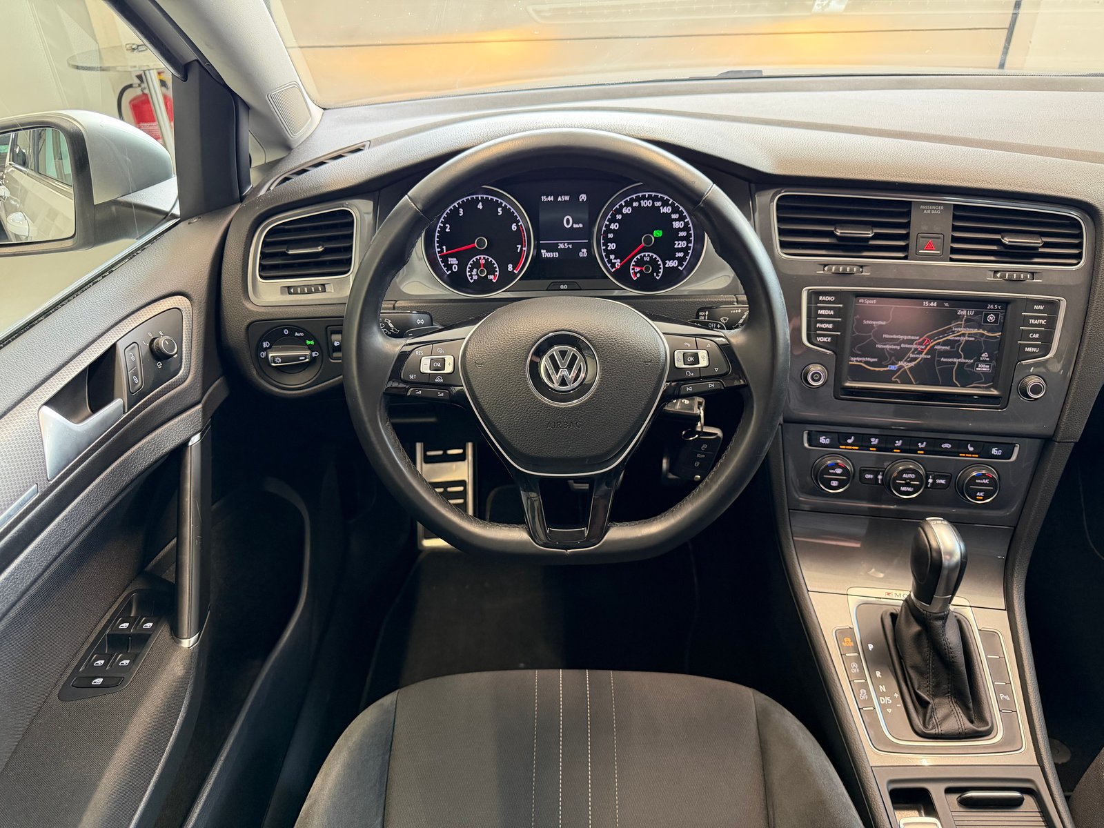 VW Golf 1.8 TSI Alltrack 4Motion, Petrol, Second hand / Used, Automatic - 4