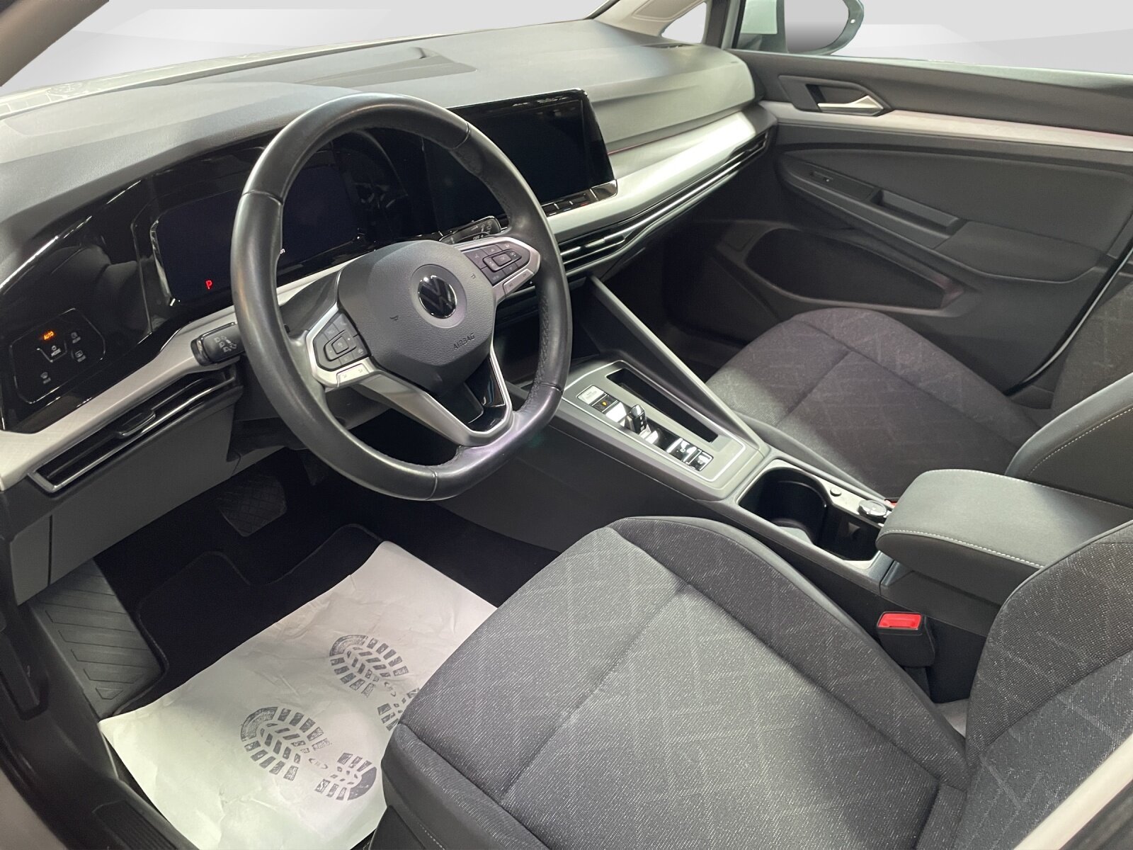 VW Golf VIII Variant 2.0 TDI Life DSG 4motion, Diesel, Occasion / Gebraucht, Automatik - 7