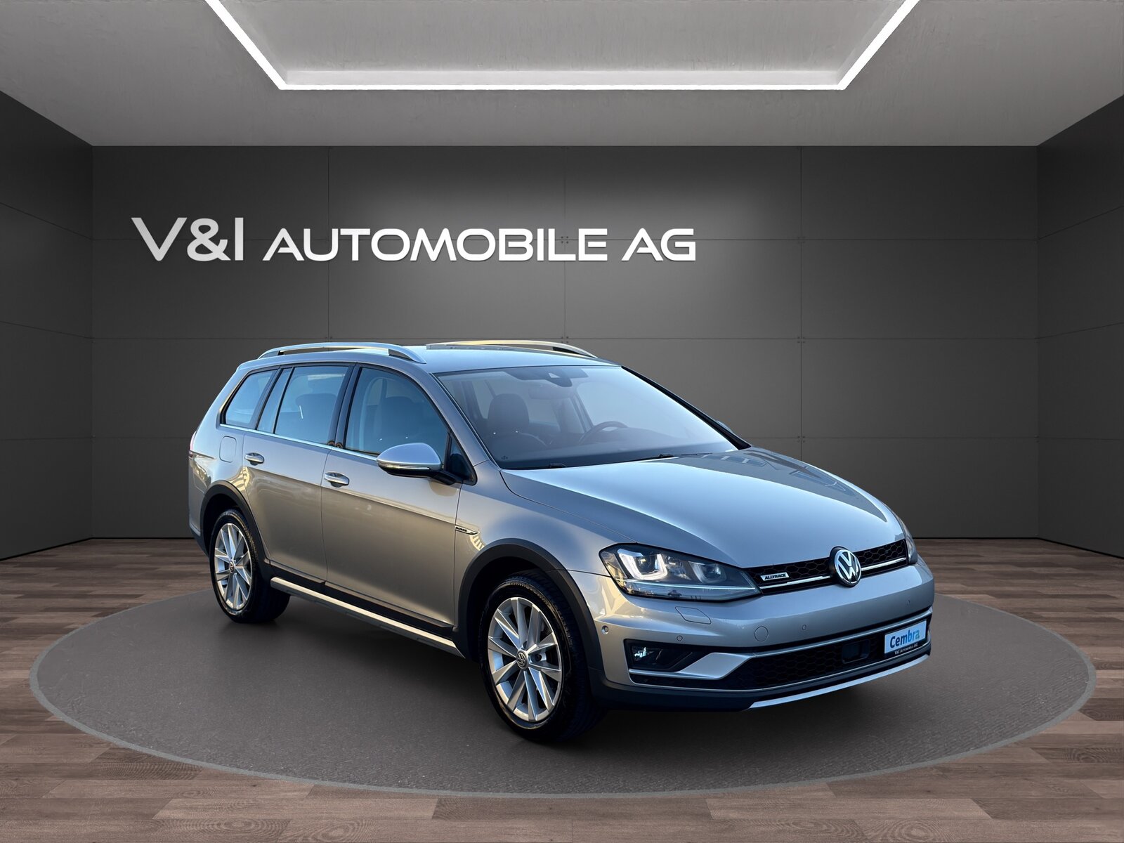 VW Golf 2.0 TDI Alltrack 4Motion, Diesel, Second hand / Used, Automatic - 2