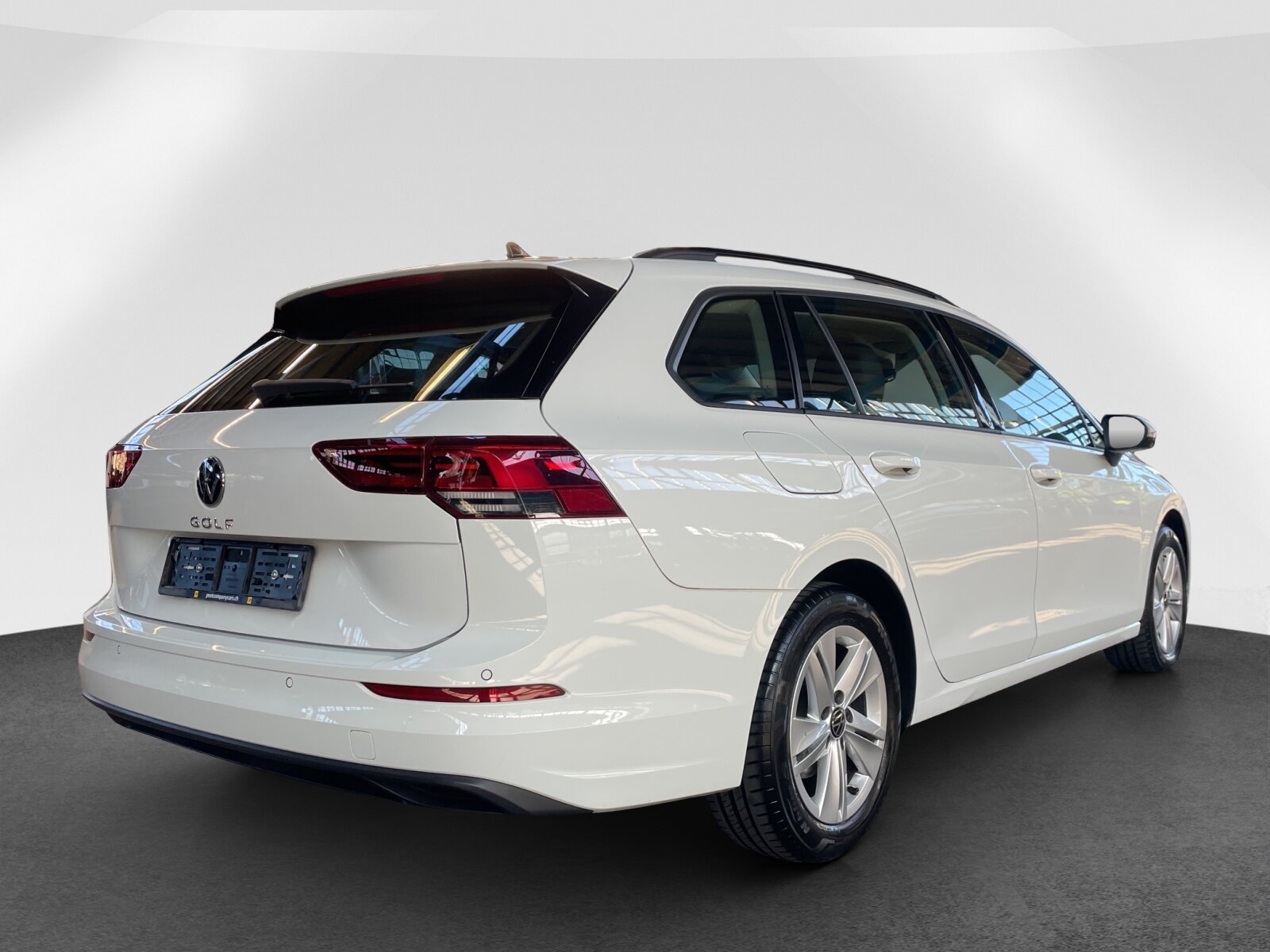 VW Golf VIII Variant 2.0 TDI Life DSG, Diesel, Occasion / Gebraucht, Automatik - 7