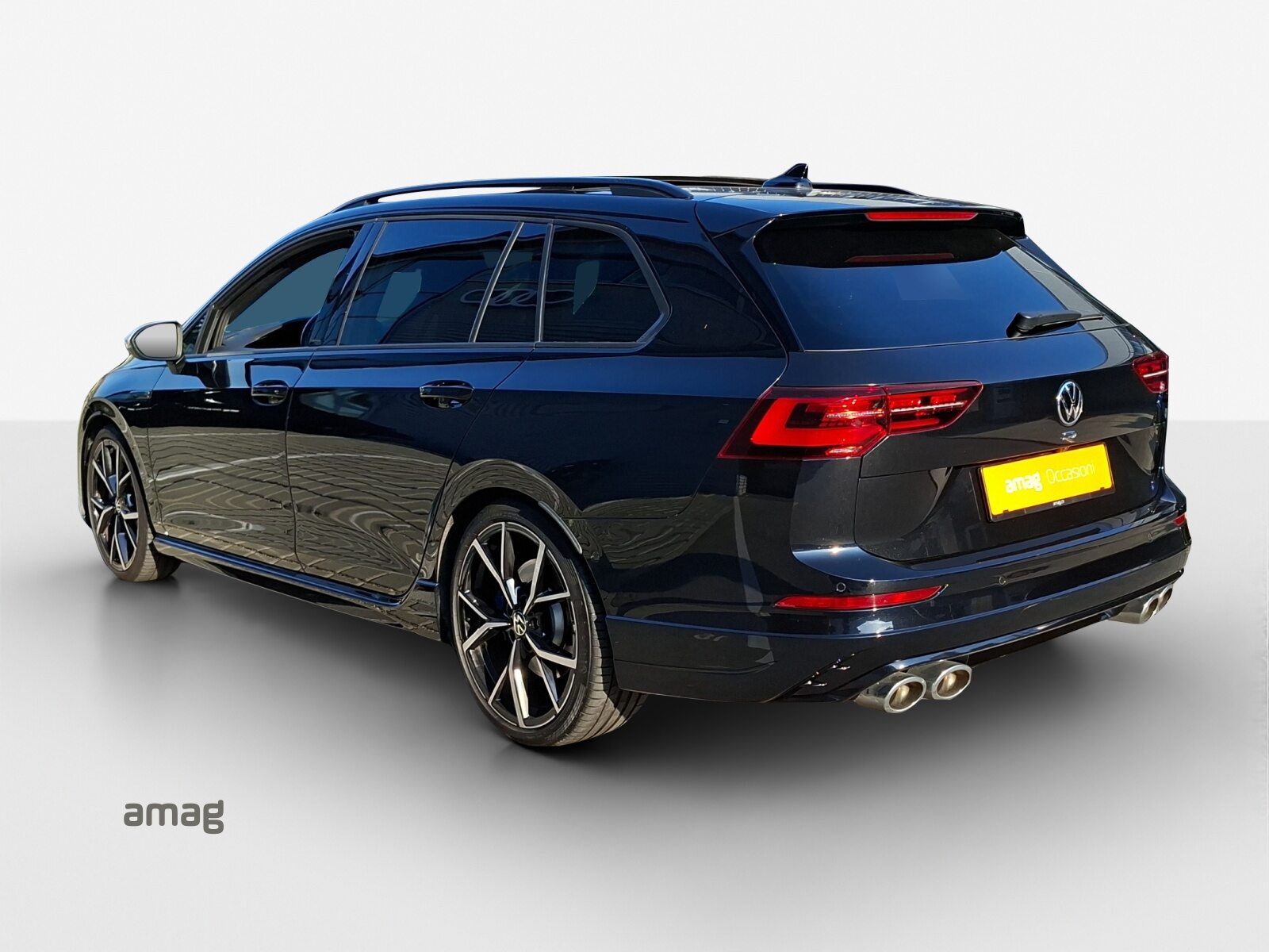 VW Golf R Variant, Petrol, Second hand / Used, Automatic - 3