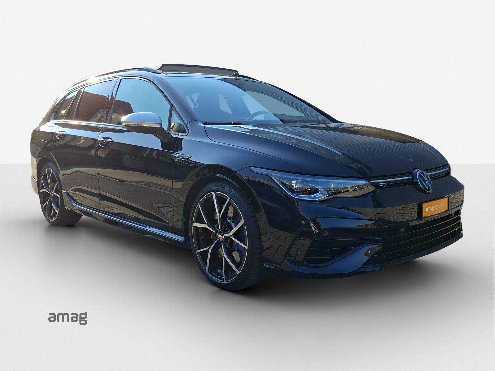 VW Golf R Variant, Petrol, Second hand / Used, Automatic - 6