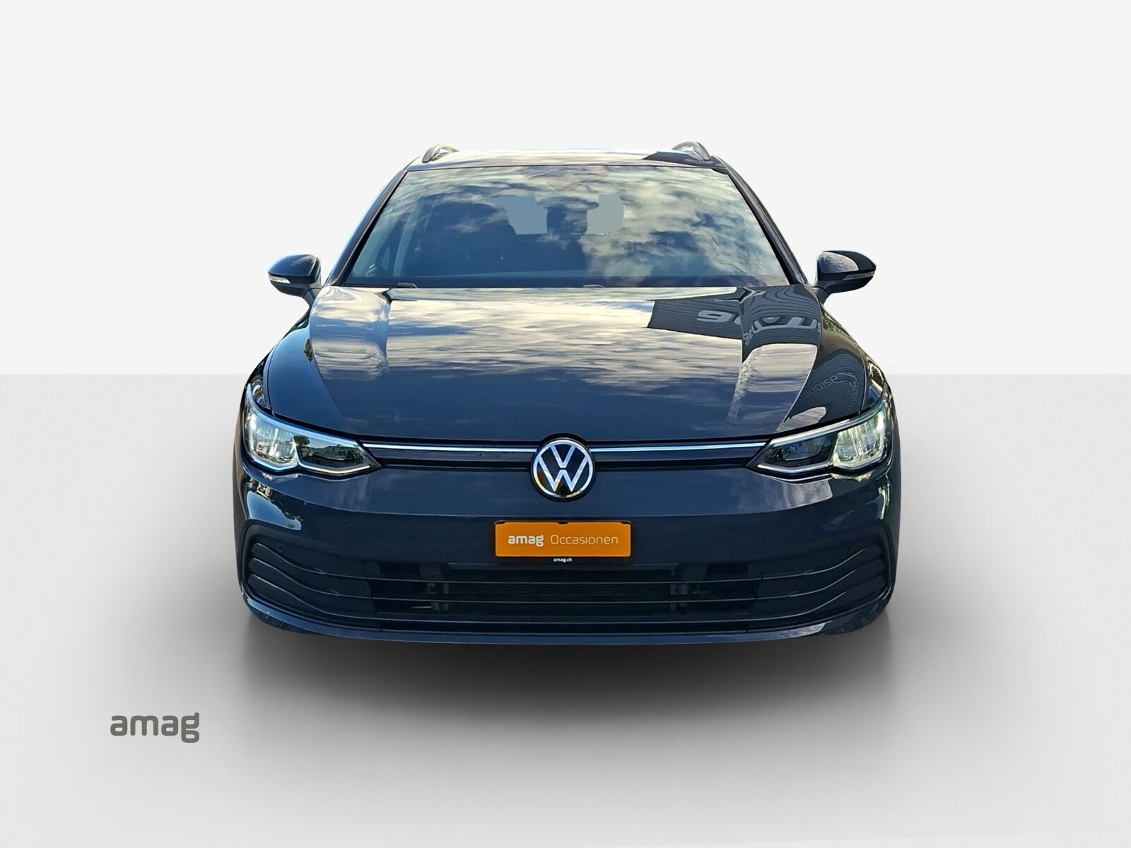VW Golf 8 Variant Life, Petrol, Second hand / Used, Manual - 7