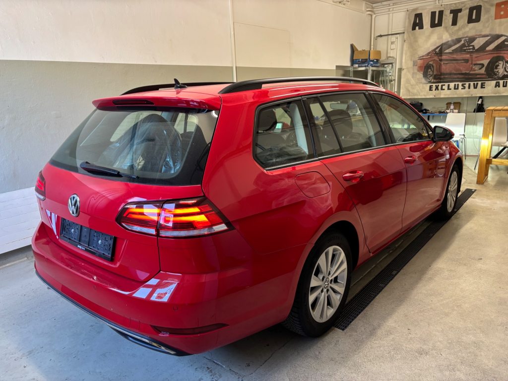 VW GOLF 2.0 TDI Comfortline DSG, Diesel, Second hand / Used, Automatic - 7
