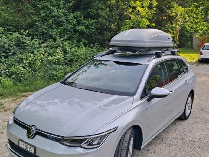VW GOLF 1.0 eTSI Life DSG, Mild-Hybrid Petrol/Electric, Second hand / Used, Automatic