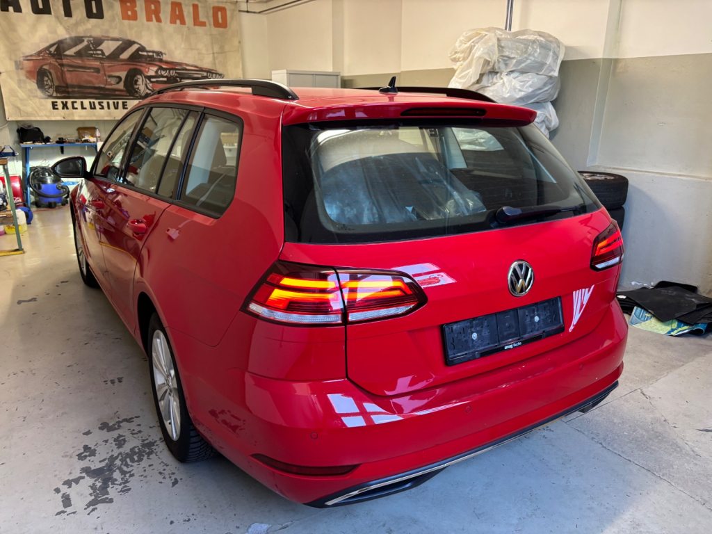 VW GOLF 2.0 TDI Comfortline DSG, Diesel, Second hand / Used, Automatic - 5