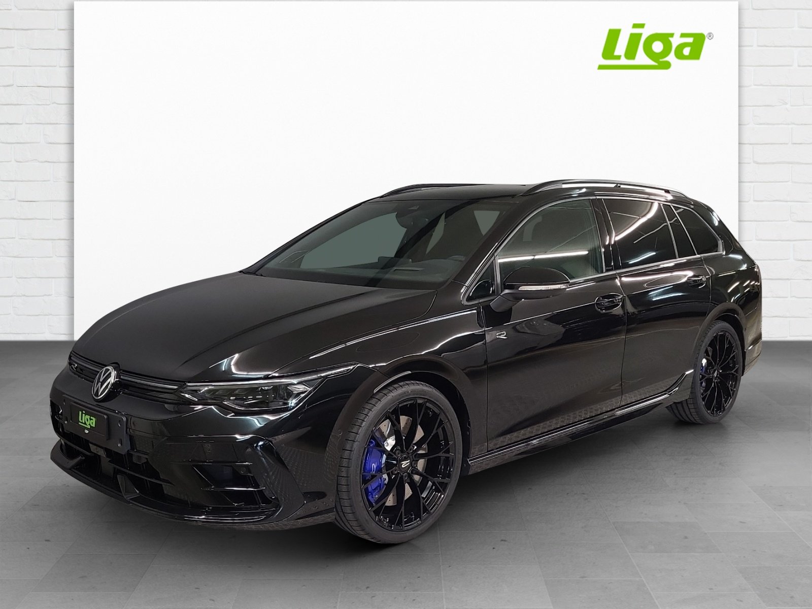 VW Golf VIII Variant 2.0 TSI R DSG 4motion, Essence, Voiture de démonstration, Automatique - 2