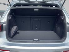 VW Golf 1.5 eTSI mHEV ACT R-Line DSG, Mild-Hybrid Petrol/Electric, New car, Automatic - 6