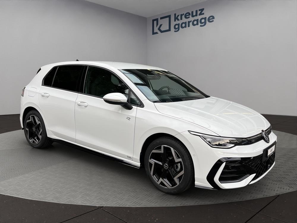 VW Golf R-Line