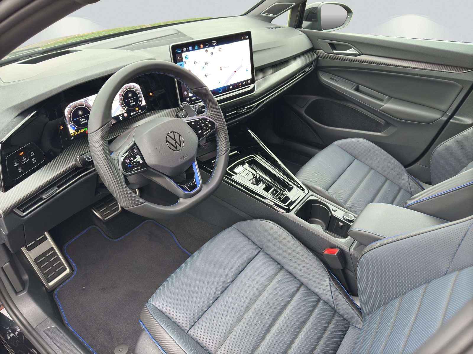 VW Golf R Black Edition, Petrol, New car, Automatic - 5